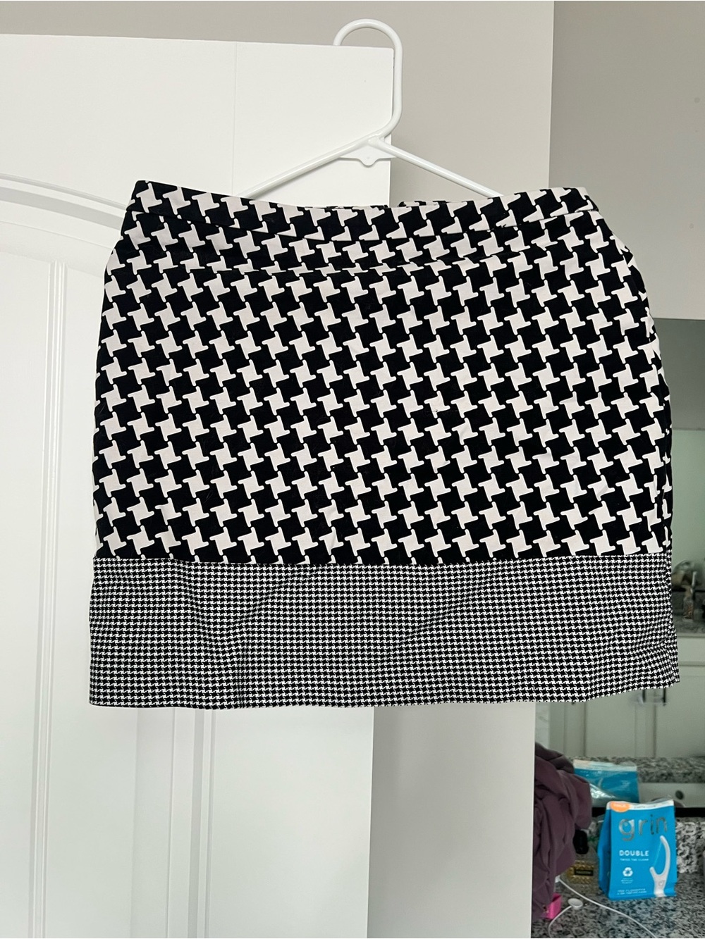 MICHAEL Michael Kors Black & White Houndstooth Mini Skirt